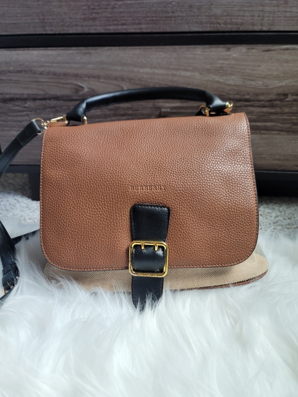 Burberry Shellwood Crossbody Bag House Check Canvas with leather, Small.